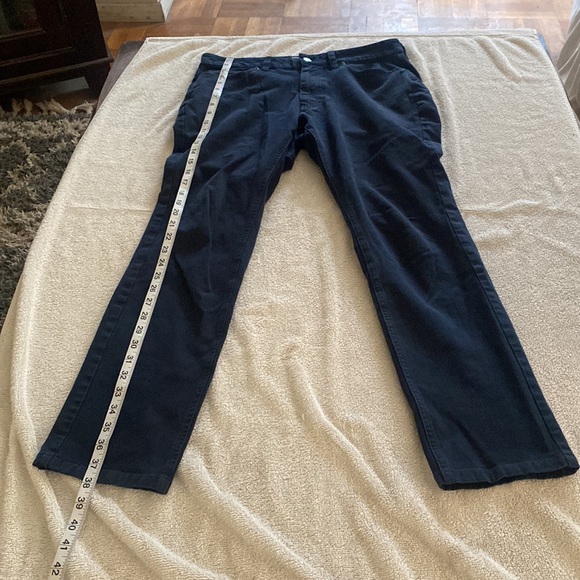 Everlane great Elastane/cotton blend bluish pants. So comfy and flattering. - Picture 6 of 15